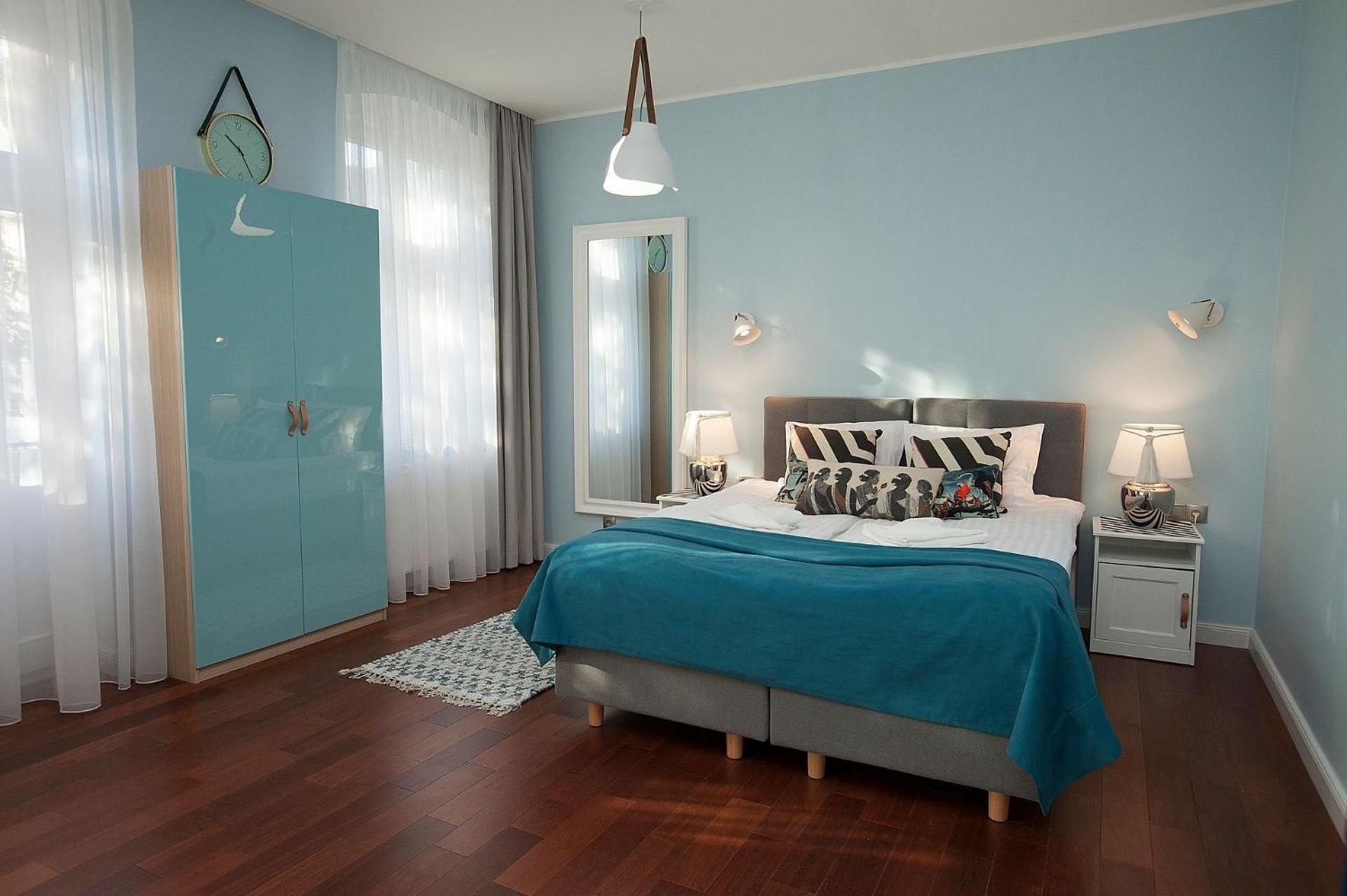 Apartment Comfort Art By Grand